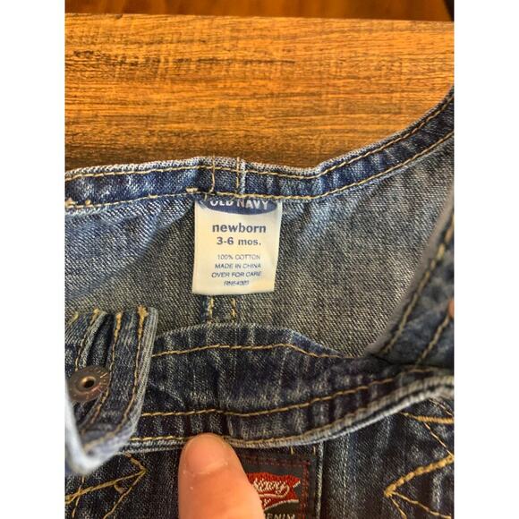 OLD NAVY Girl’s 2 Piece Overall Dress with Diaper Cover / Size: NB 3-6 Months - Picture 7 of 7